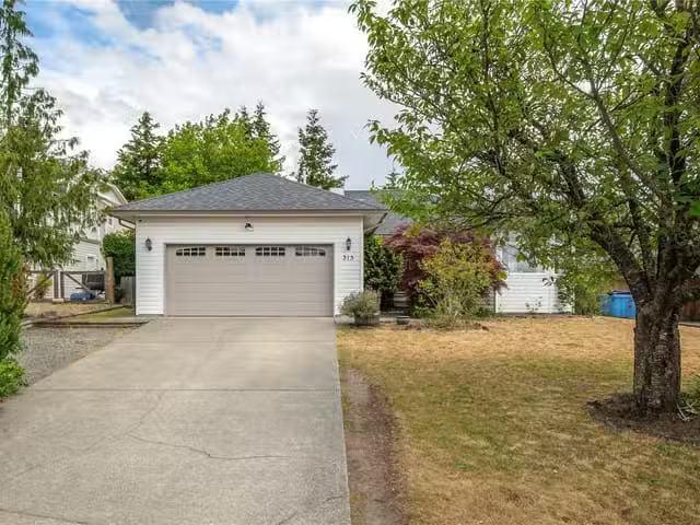 House for sale in Strathcona, British Columbia