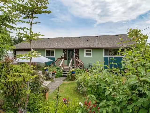 House for sale in Strathcona, British Columbia