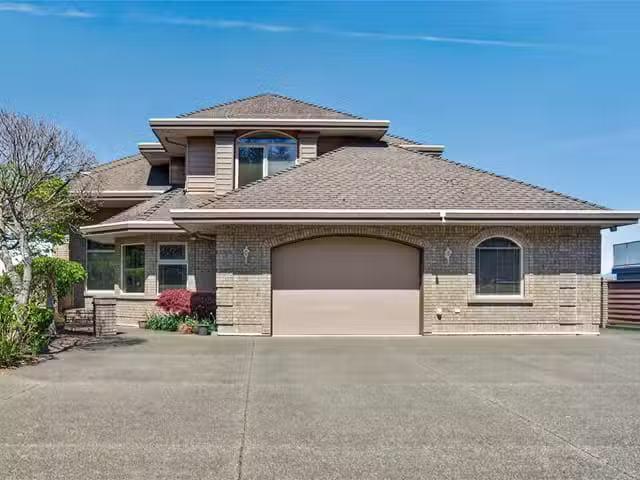 House for sale in Strathcona, British Columbia