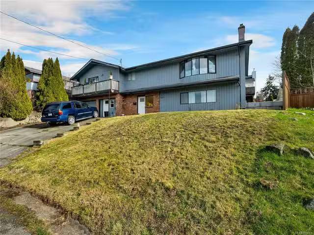 House for sale in Strathcona, British Columbia