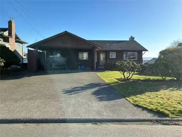 House for sale in Strathcona, British Columbia