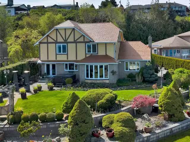 House for sale in Strathcona, British Columbia
