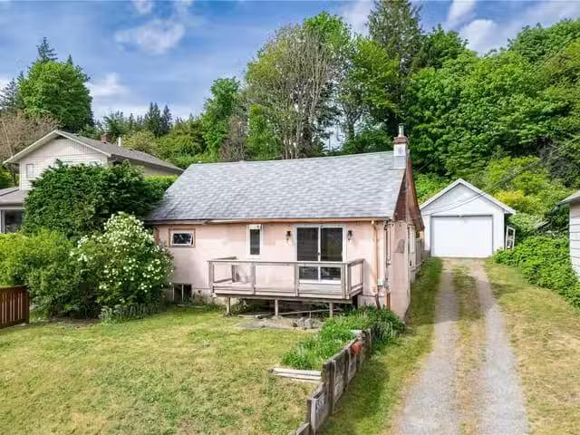 House for sale in Strathcona, British Columbia