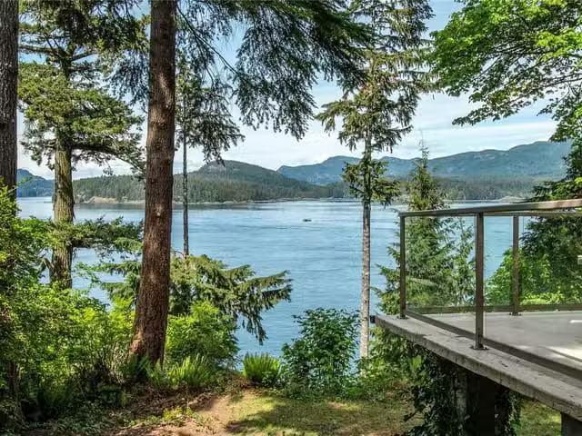 House for sale in Strathcona, British Columbia