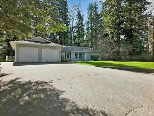 House for sale in Strathcona, British Columbia