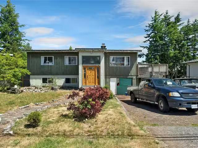 House for sale in Strathcona, British Columbia