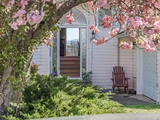 House for sale in Strathcona, British Columbia