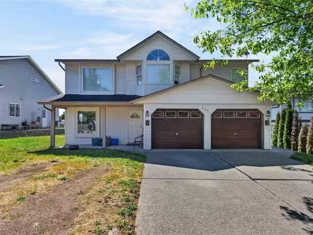 House for sale in Strathcona, British Columbia