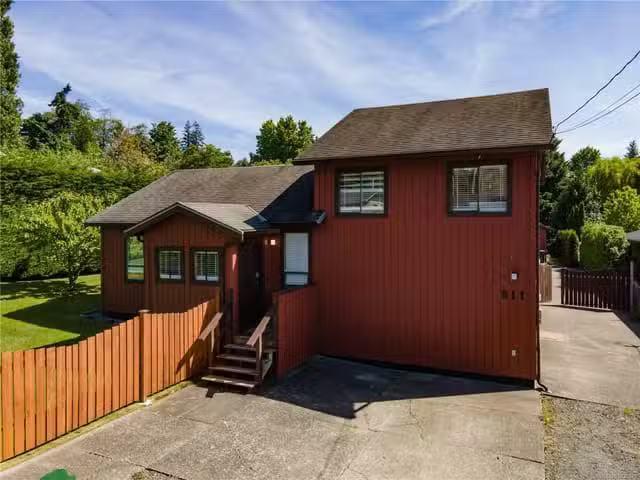 House for sale in Strathcona, British Columbia