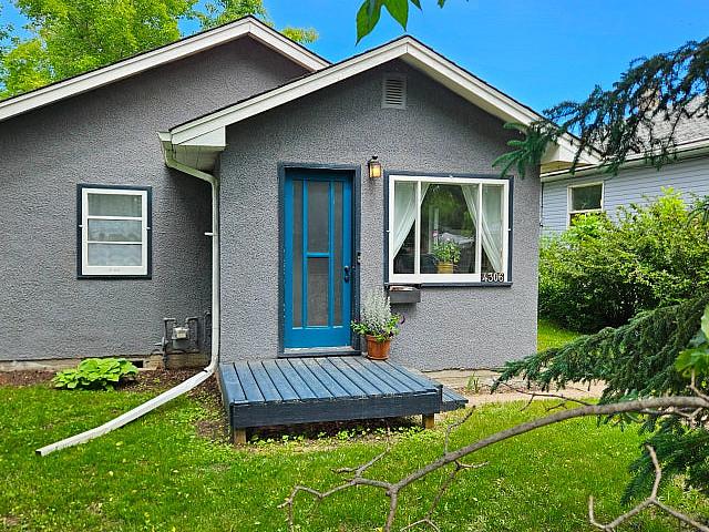 House for sale in Camrose, Alberta