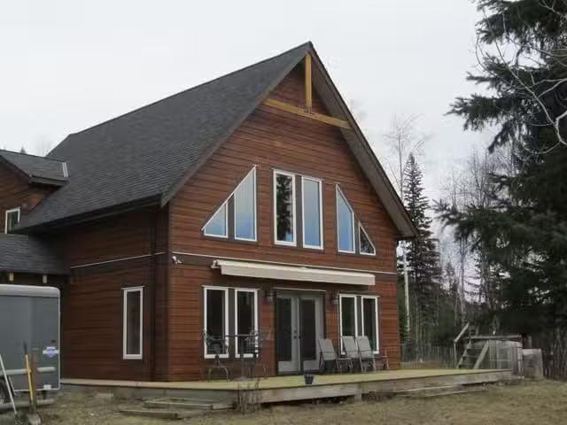 House for sale in Eagle Creek, British Columbia