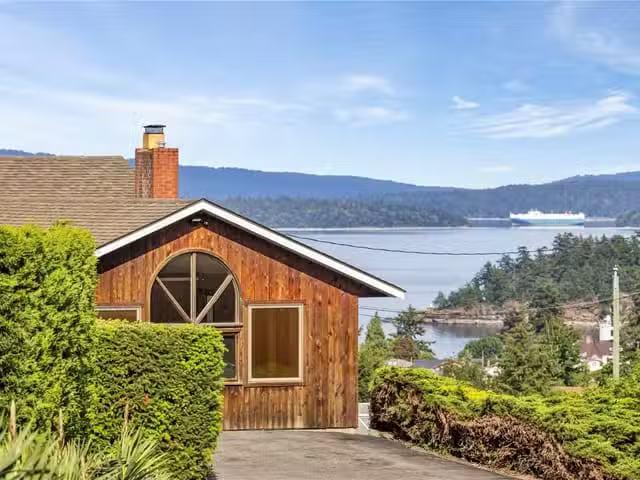 House for sale in North Cowichan, British Columbia