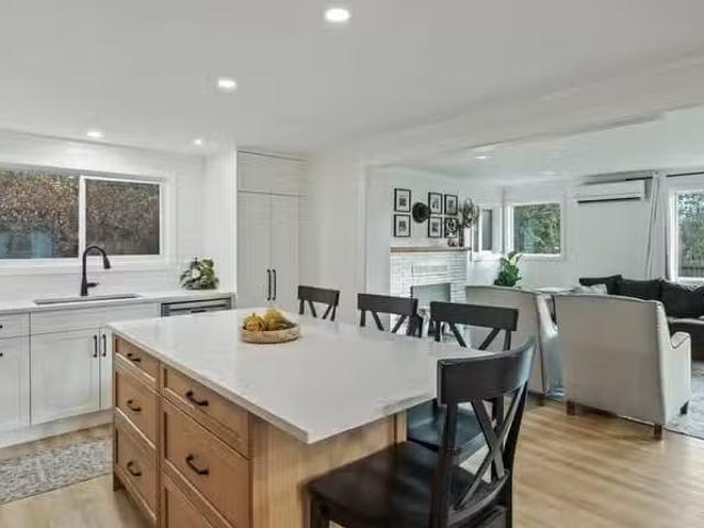House for sale in Comox, British Columbia