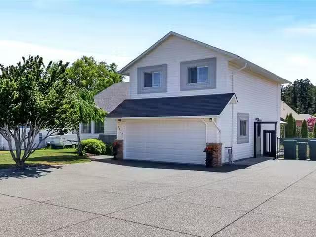House for sale in Comox, British Columbia