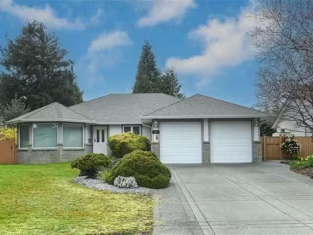 House for sale in Comox, British Columbia