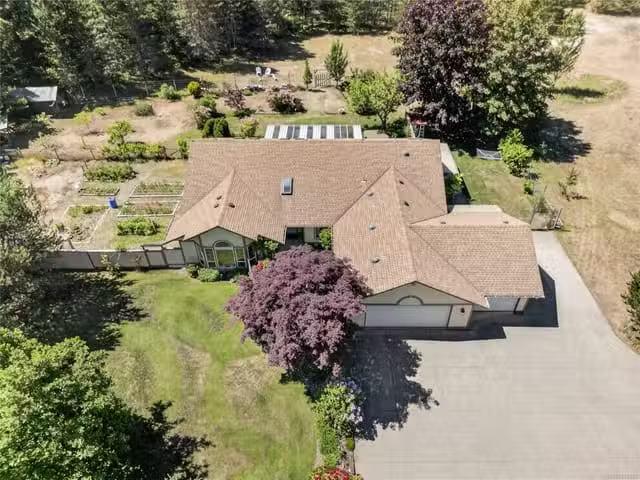 House for sale in Comox, British Columbia
