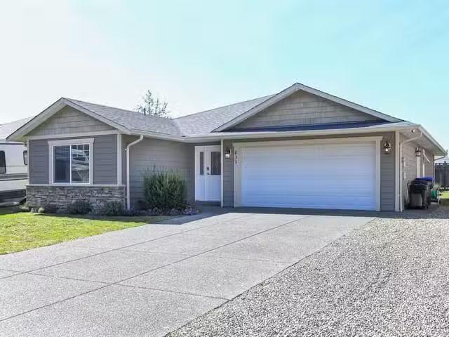 House for sale in Comox, British Columbia