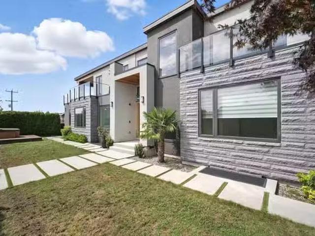 House for sale in Coquitlam, British Columbia