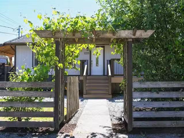 House for sale in Courtenay, British Columbia