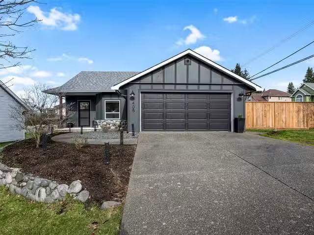 House for sale in Courtenay, British Columbia