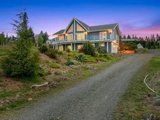 House for sale in Courtenay, British Columbia