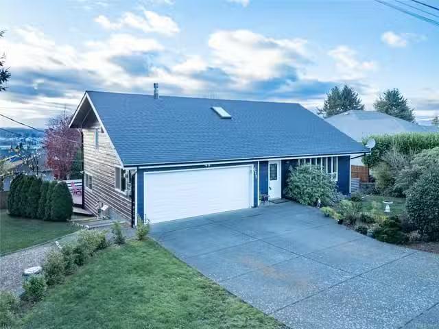 House for sale in Courtenay, British Columbia