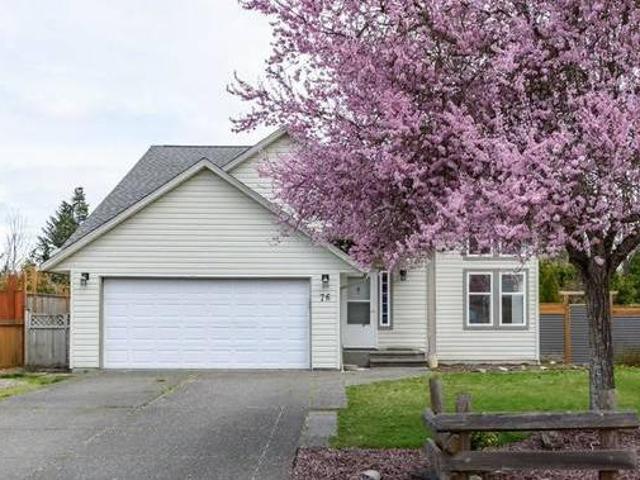 House for sale in Courtenay