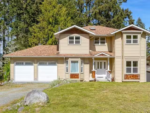 House for sale in Cowichan Bay, British Columbia