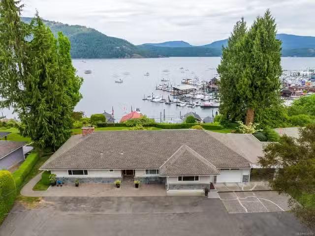 House for sale in Cowichan Bay, British Columbia