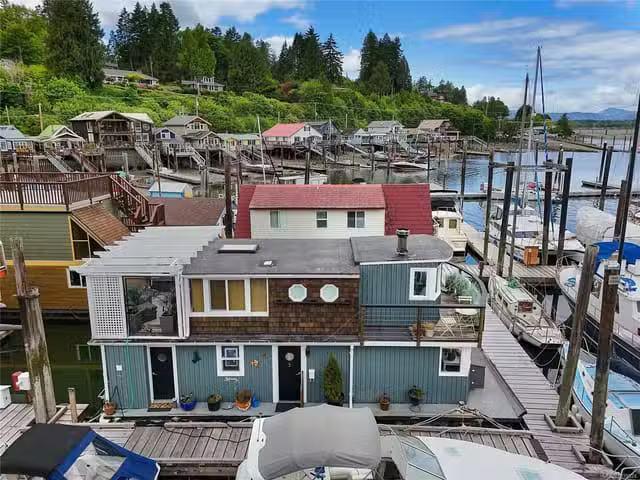 House for sale in Cowichan Bay, British Columbia