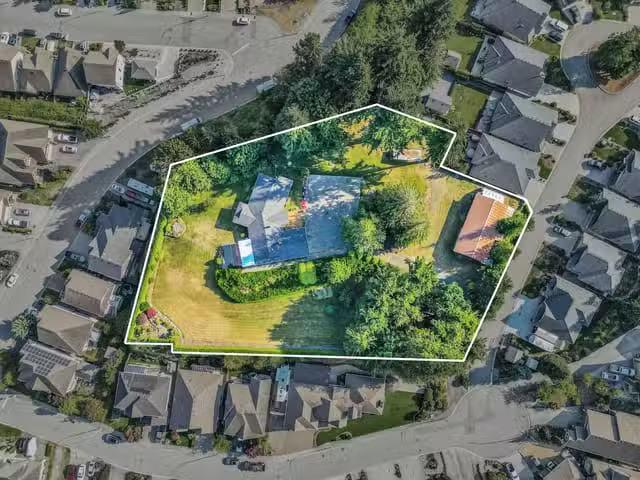 House for sale in Cultus Lake, Area H (Cultus Lake/Columbia Valley)