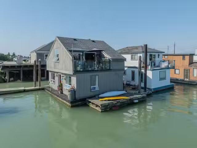 House for sale in Rideau Lakes, Ontario
