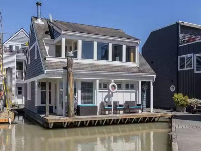 House for sale in Rideau Lakes, Ontario