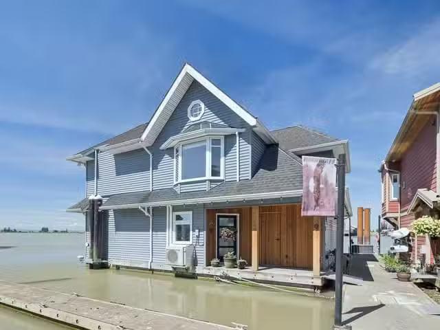 House for sale in Rideau Lakes, Ontario