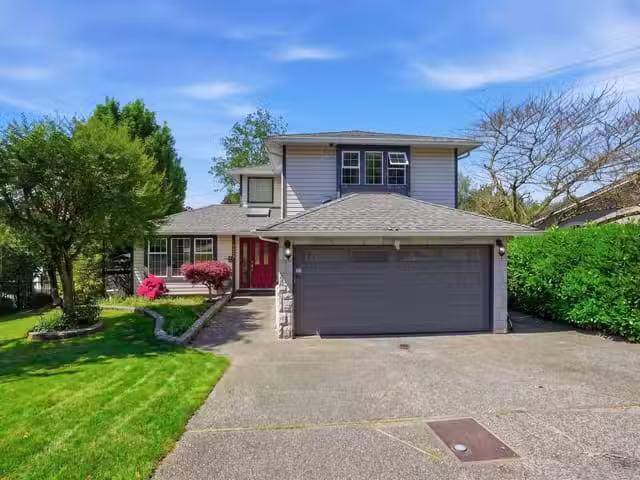 House for sale in Rideau Lakes, Ontario