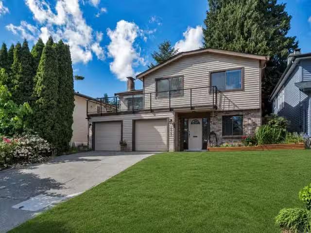 House for sale in Rideau Lakes, Ontario
