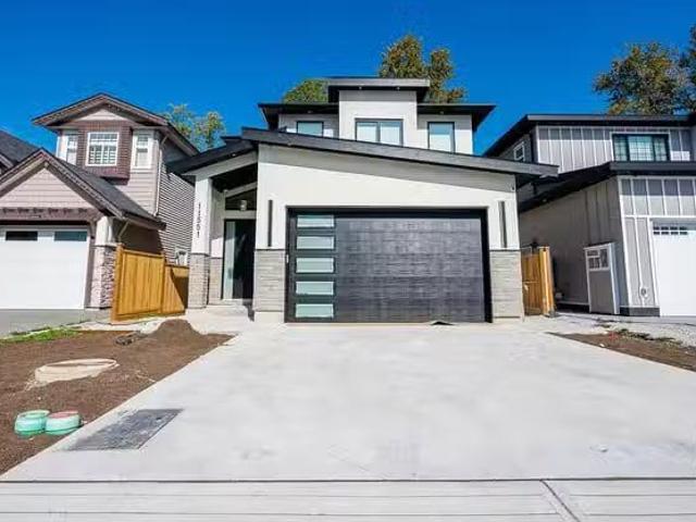 House for sale in Rideau Lakes, Ontario