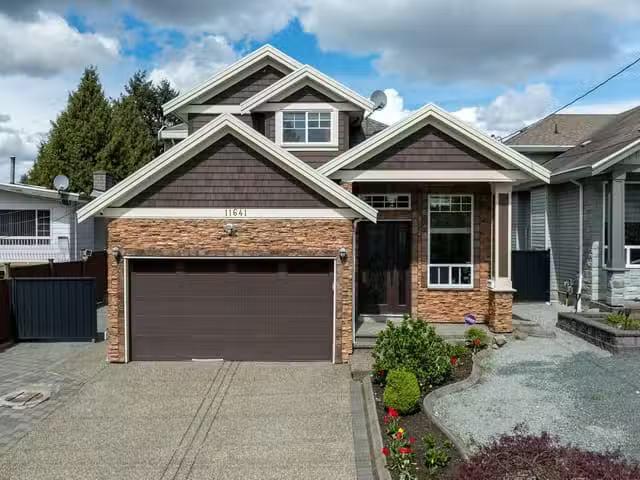 House for sale in Rideau Lakes, Ontario