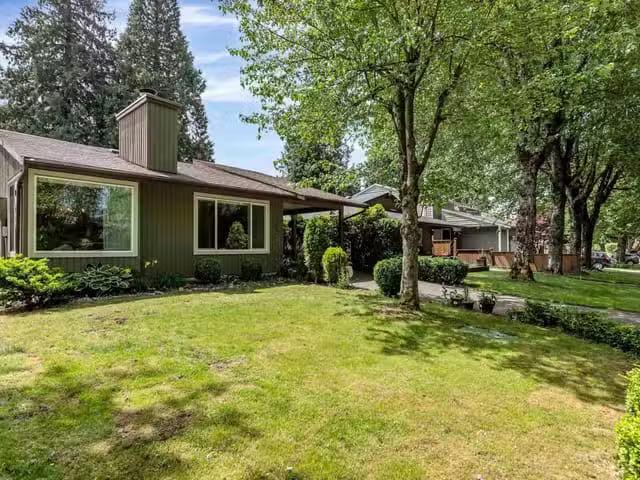 House for sale in Rideau Lakes, Ontario