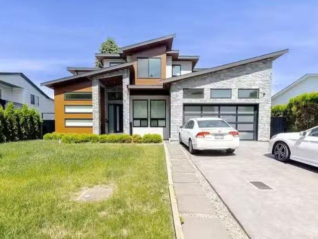 House for sale in Rideau Lakes, Ontario
