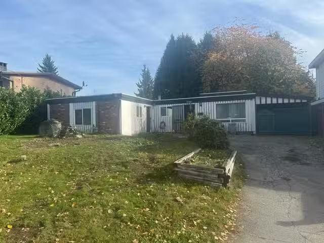 House for sale in Rideau Lakes, Ontario