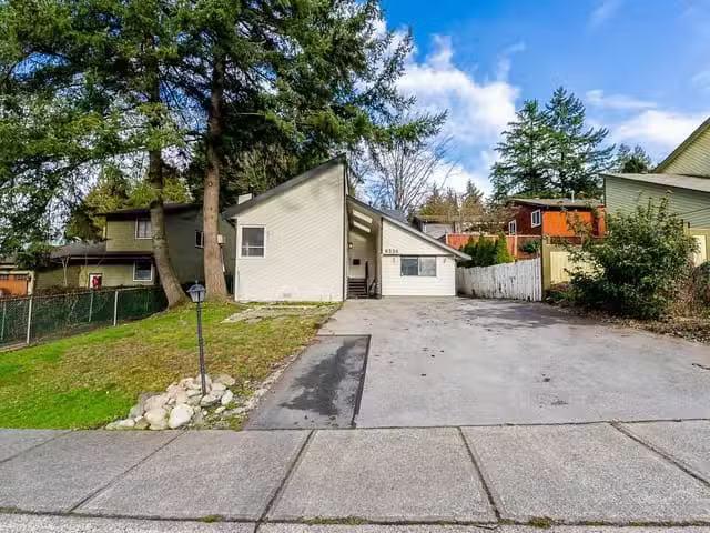 House for sale in Rideau Lakes, Ontario