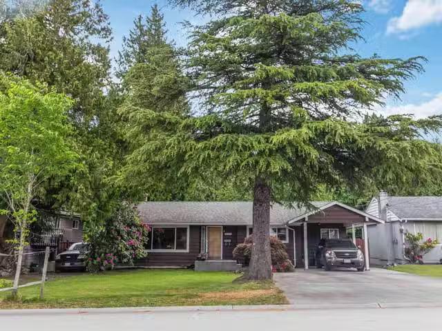 House for sale in Rideau Lakes, Ontario