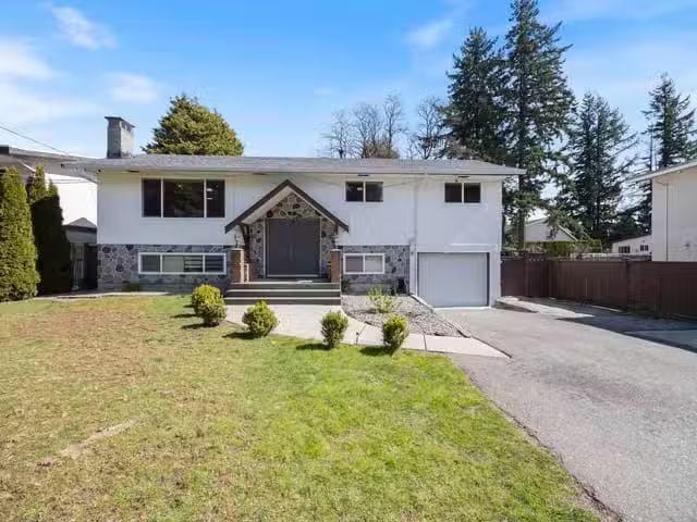 House for sale in Rideau Lakes, Ontario