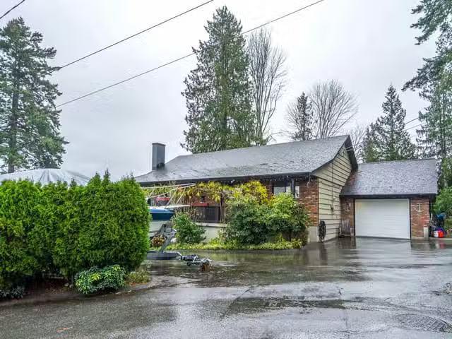 House for sale in Rideau Lakes, Ontario