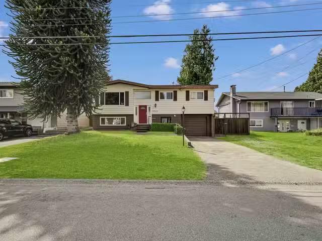 House for sale in Rideau Lakes, Ontario