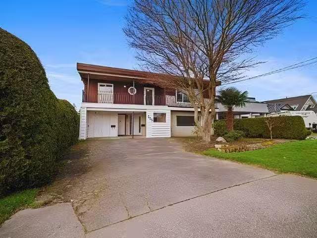 House for sale in Rideau Lakes, Ontario