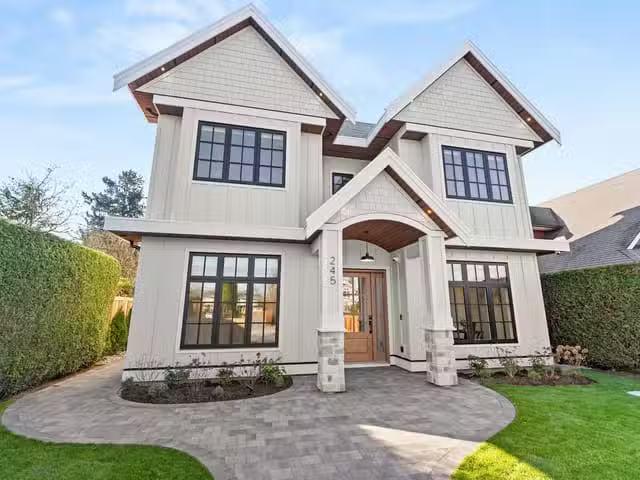 House for sale in Rideau Lakes, Ontario