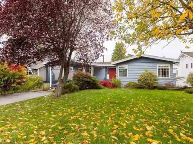 House for sale in Rideau Lakes, Ontario
