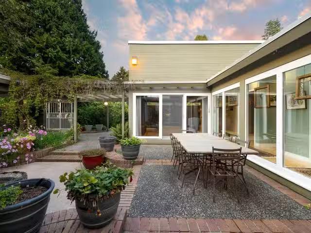 House for sale in Rideau Lakes, Ontario